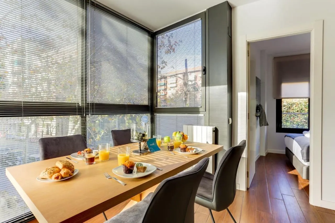 Sweett - Raul Apartman Barcelona