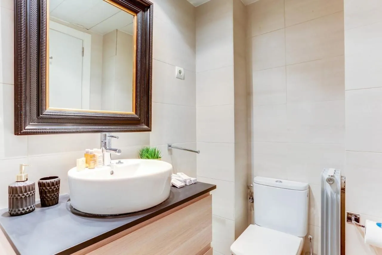 Sweett - Raul Apartman Barcelona